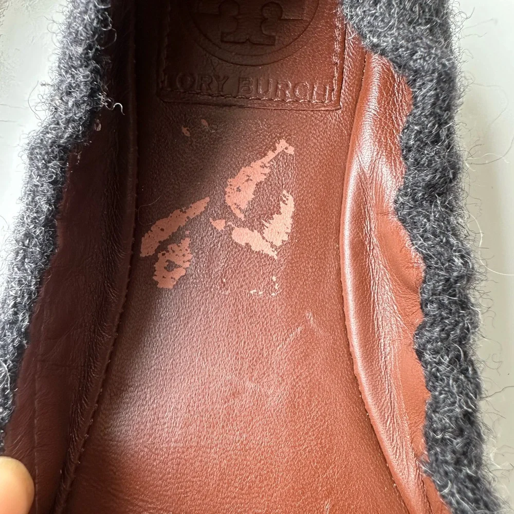 Tory Burch Women's Gray and‎ Brown Flats with Gold Accents size 6:5 m